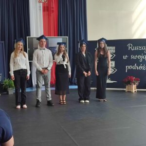 Pożegnanie ósmoklasistów